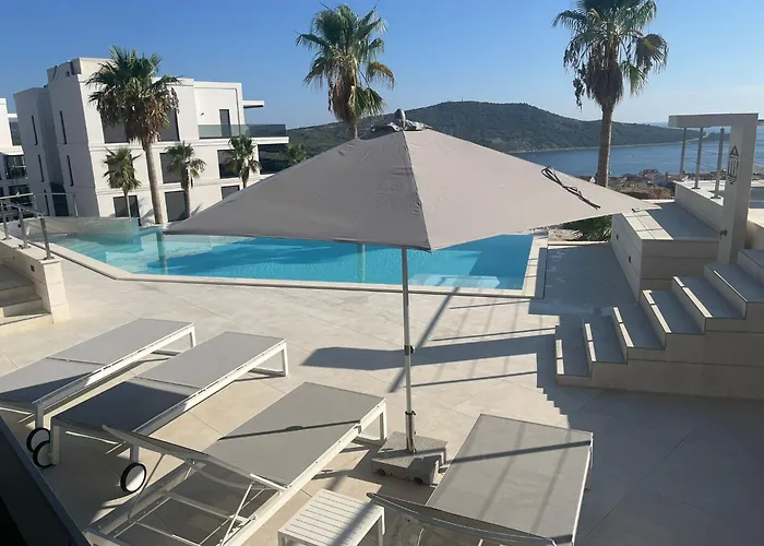 Sunhill Deluxe Laura