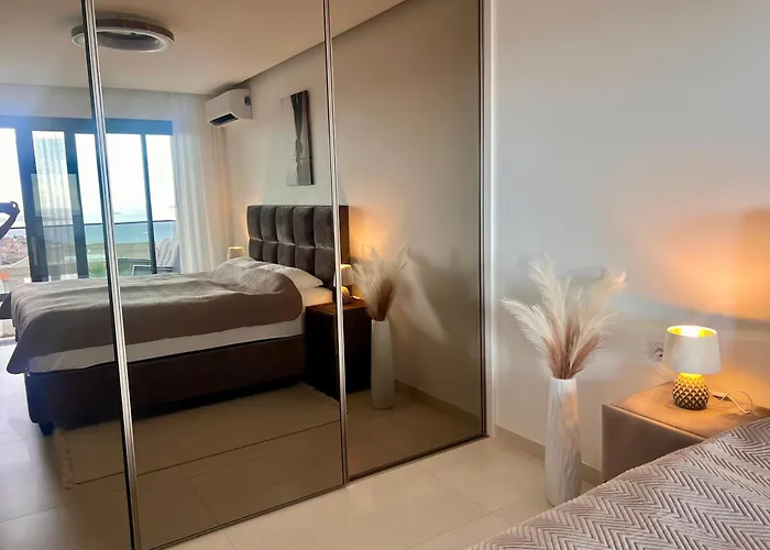 Sunhill Deluxe Laura *