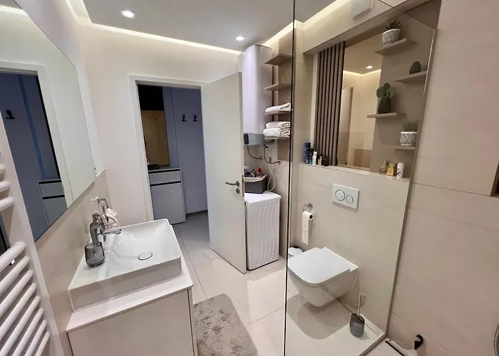 Sunhill Deluxe Laura Primošten